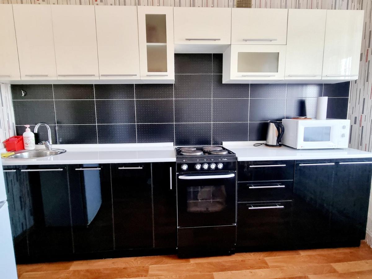 Apartment На Стрелке С Красивым Видом На Иртыш Öskemen Bagian luar foto